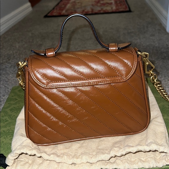 Gucci GG Marmont Purse - Picture 4 of 14